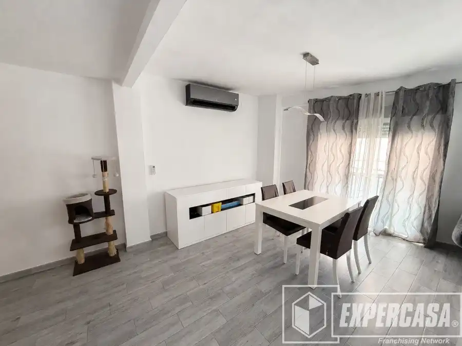 Menjador de Dúplex en venda en Chelva amb Aire condicionat i Terrassa