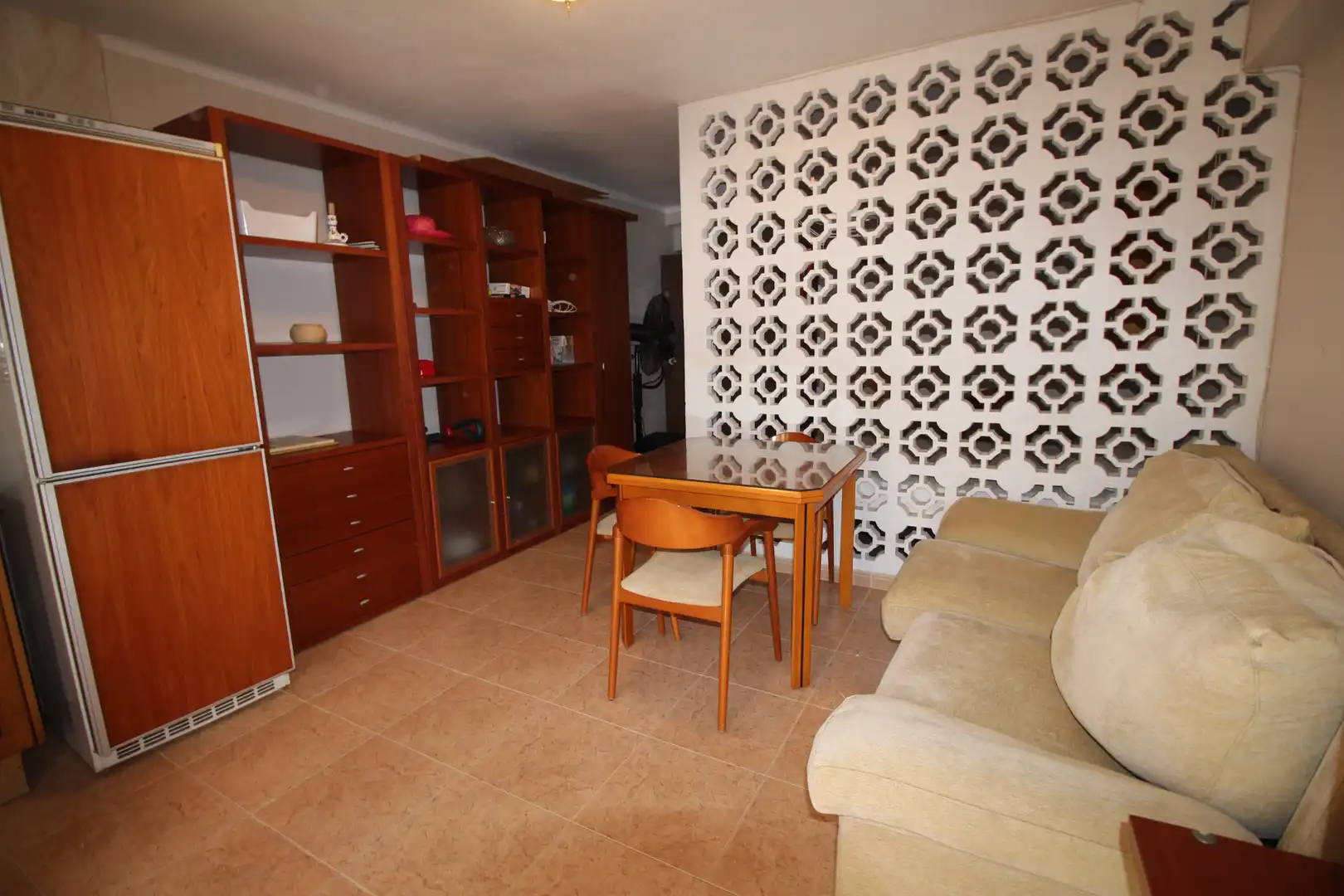 Piso en venta en Valencia con Amueblado, Horno y Balcón