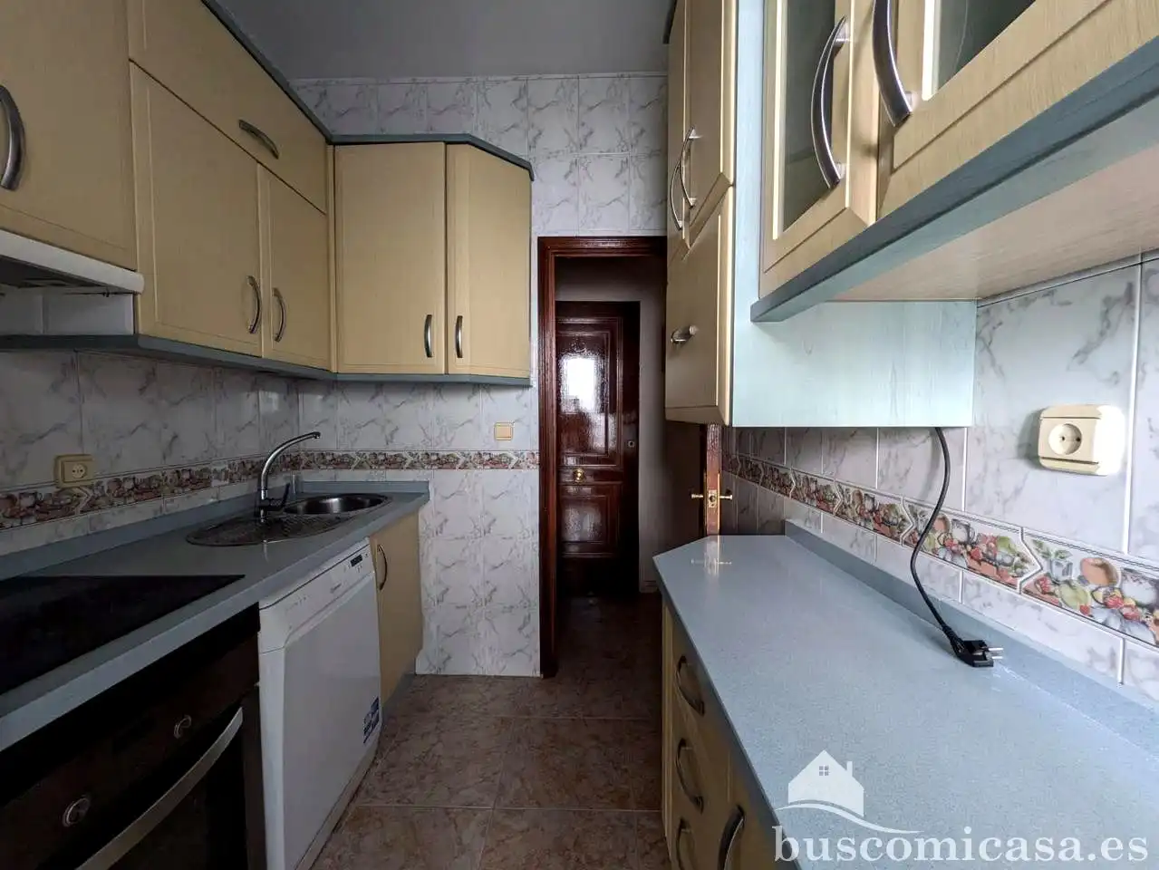 Cuina de Casa o xalet en venda en Linares amb Aire condicionat, Terrassa i Balcó