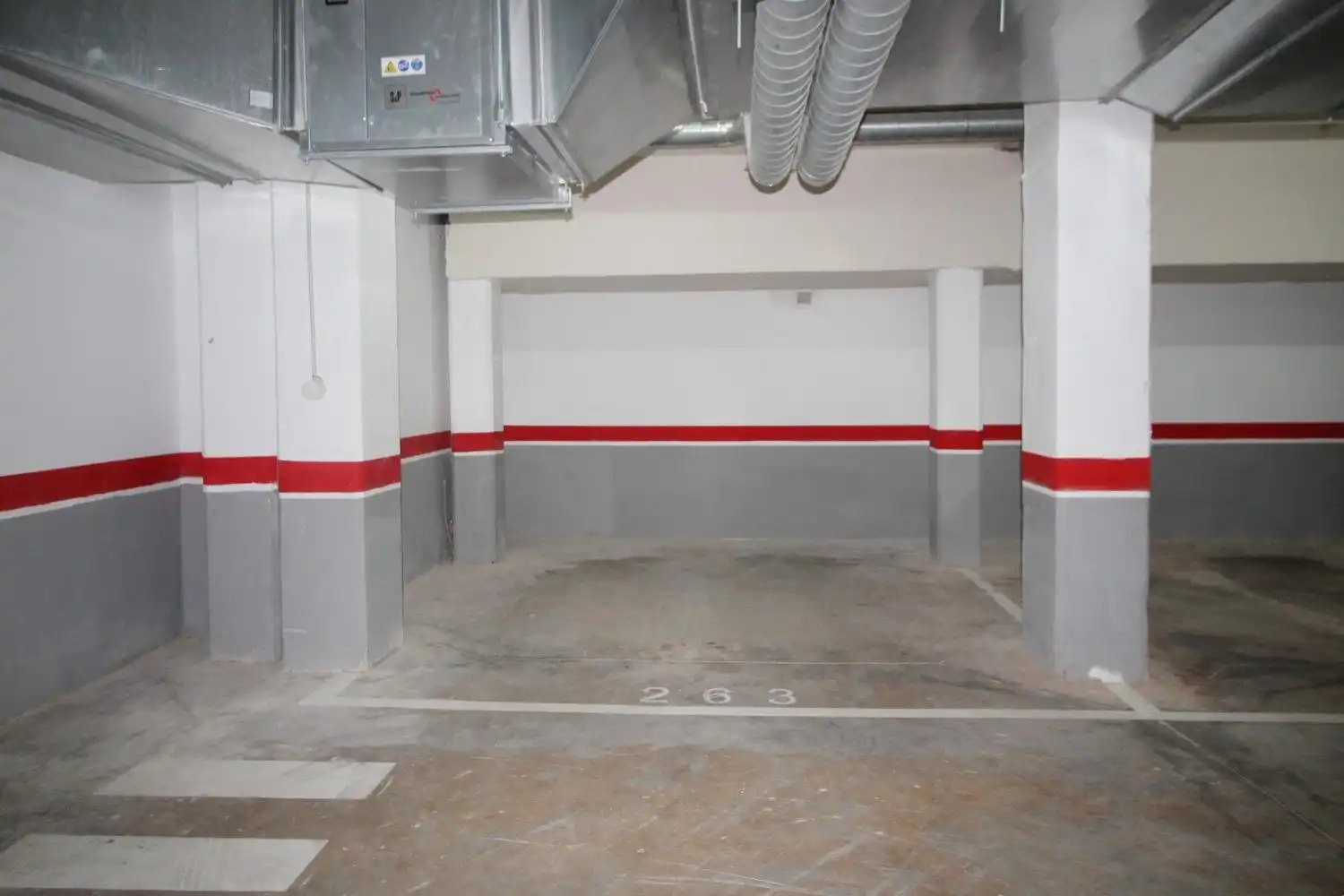 Parkplatz von Wohnung zum Verkauf in Oropesa del Mar / Orpesa mit Klimaanlage, Privatgarten und Terrasse