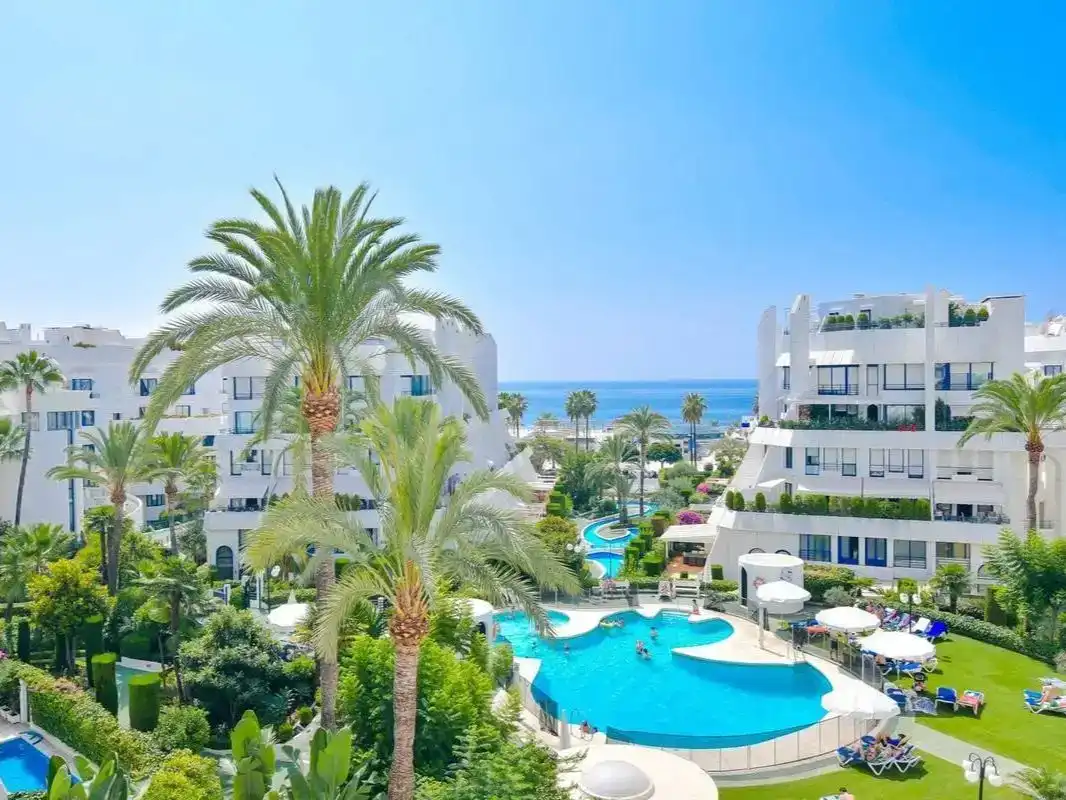 Vista exterior de Piso de alquiler en Marbella Centro
