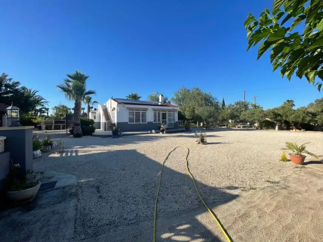 Country homes for sale in Partida Hoya, La Foia - Daimés - Asprella