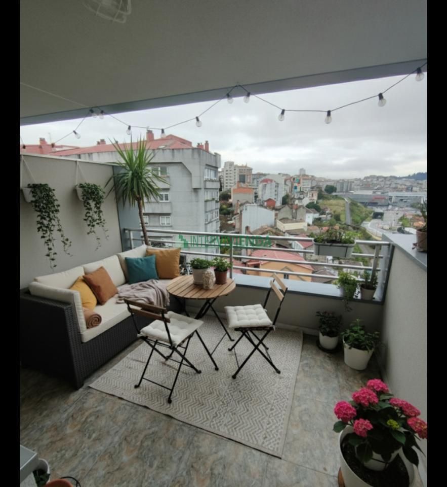 Terrassa de Pis en venda en Vigo  amb Calefacció, Terrassa i Traster