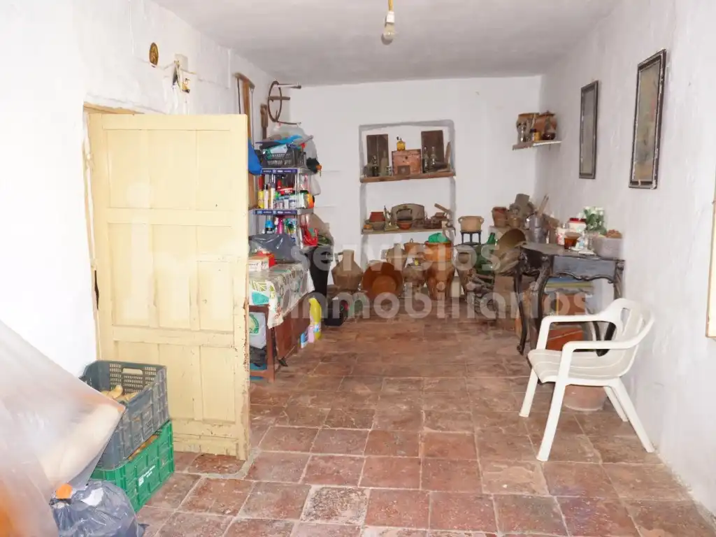 Casa adosada en venta en Benamocarra con Jardín privado, Terraza y Amueblado