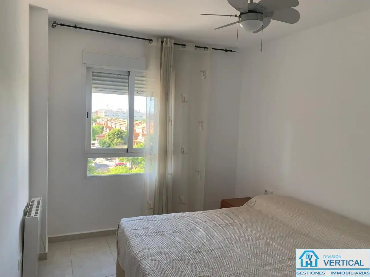 Habitación de Piso en venta en Paterna con Aire acondicionado, Terraza y Trastero