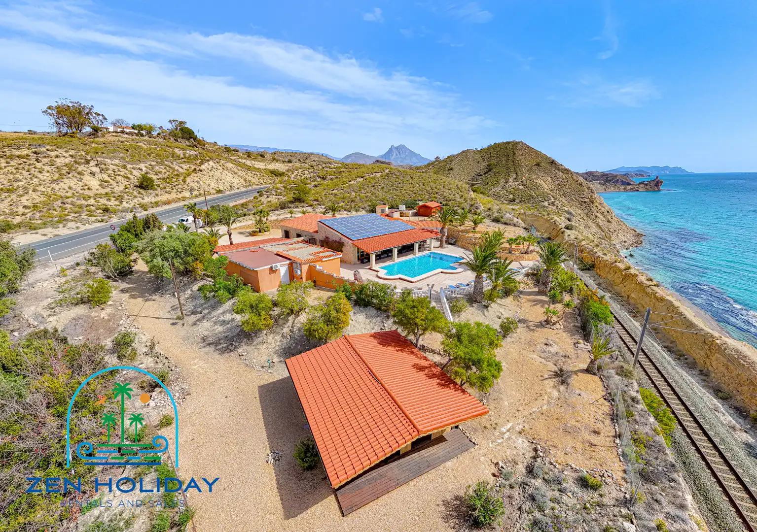 Vista exterior de Casa o chalet en venta en Villajoyosa / La Vila Joiosa con Aire acondicionado, Calefacción y Jardín privado