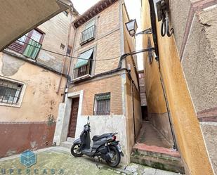 Exterior view of House or chalet for sale in  Toledo Capital  with Terrace