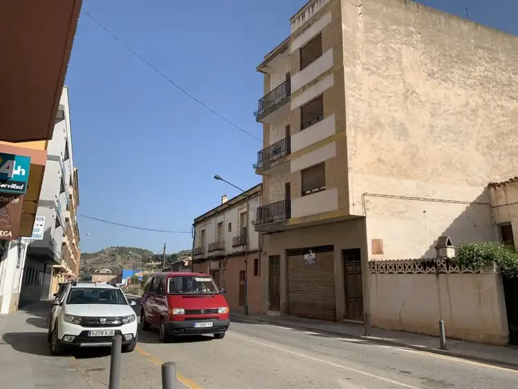 Piso en venta en Av de los Madereros, Chelva