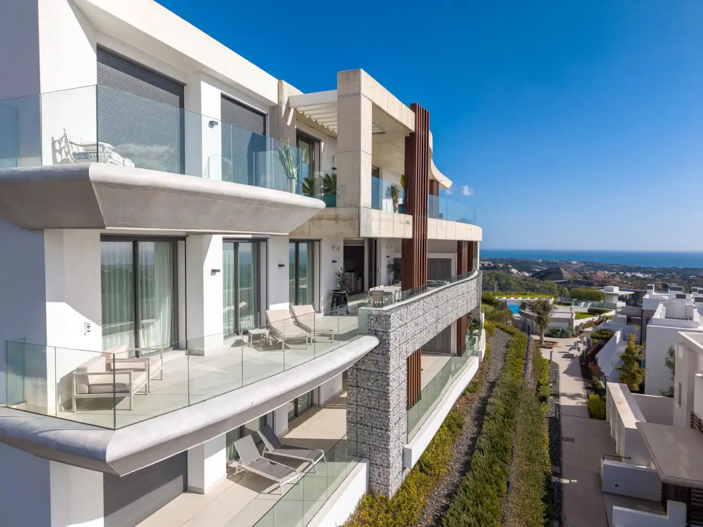 Exterior view of Apartments for sale in Benahavís  with Air Conditioner, Terrace and Storage room
