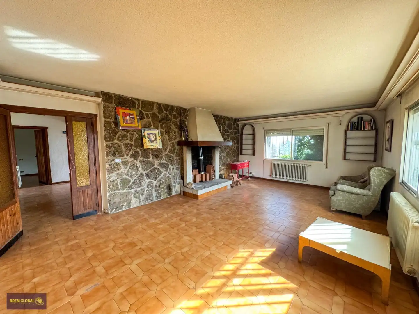 Sala d'estar de Casa o xalet en venda en Valdemanco amb Jardí privat, Terrassa i Traster