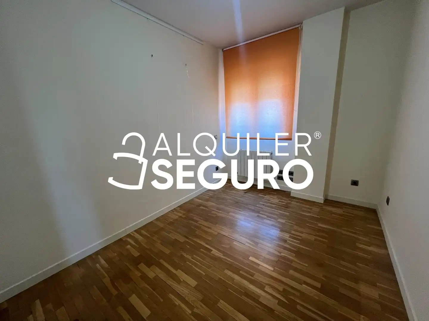Bedroom of Flat for rent in Tres Cantos  with Air Conditioner and Heating