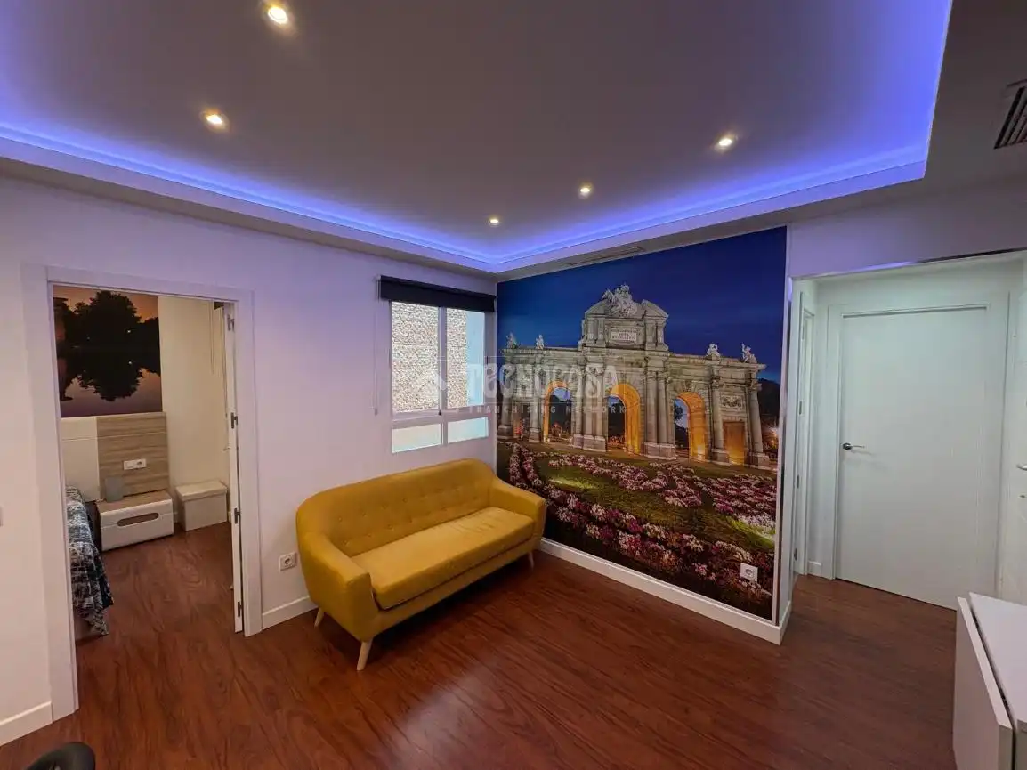 Sala de estar de Piso de alquiler en Madrid con Aire acondicionado, Calefacción y Amueblado