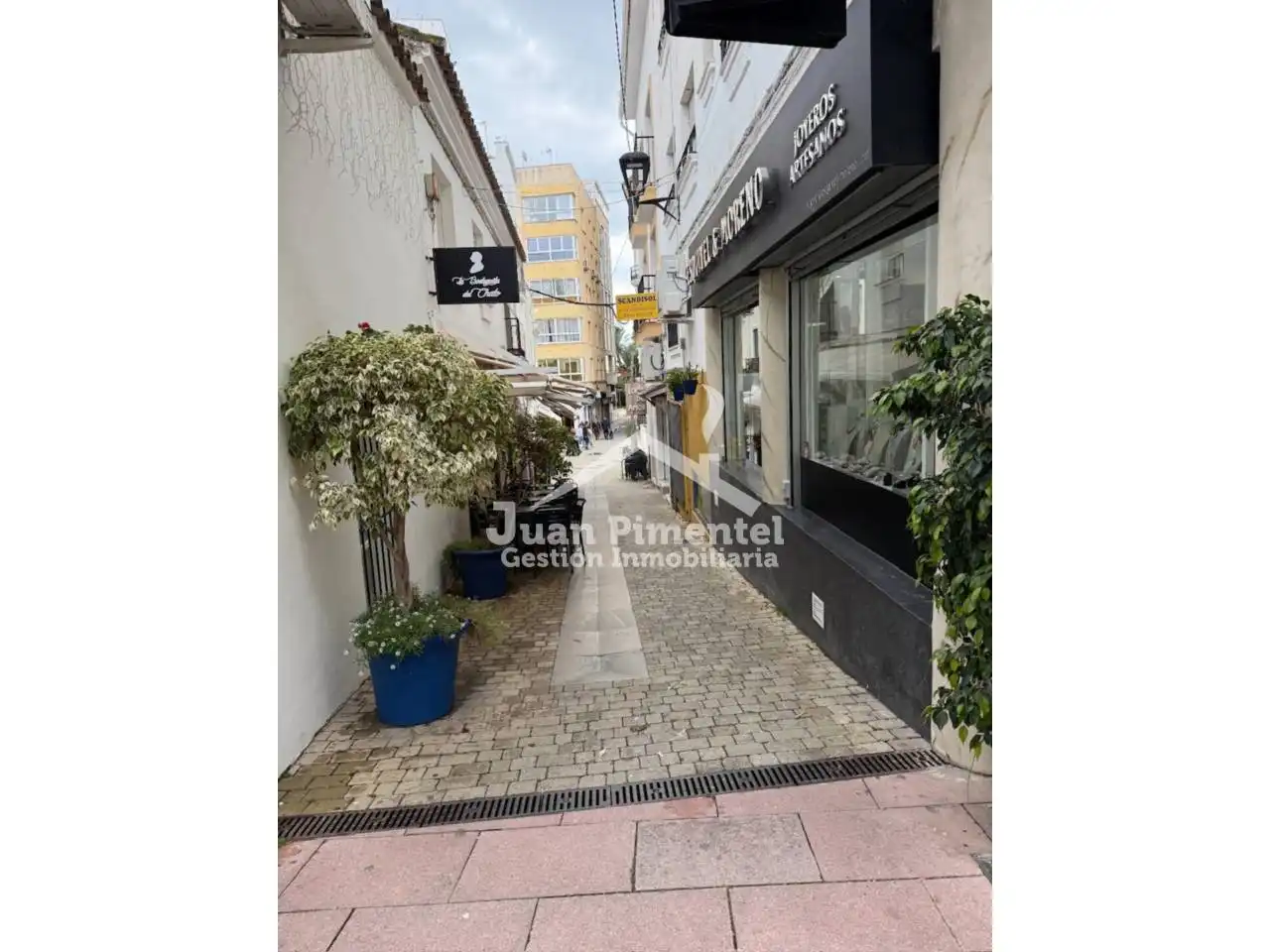 Piso en venta en Calle Santa Ana 1, imagen 2