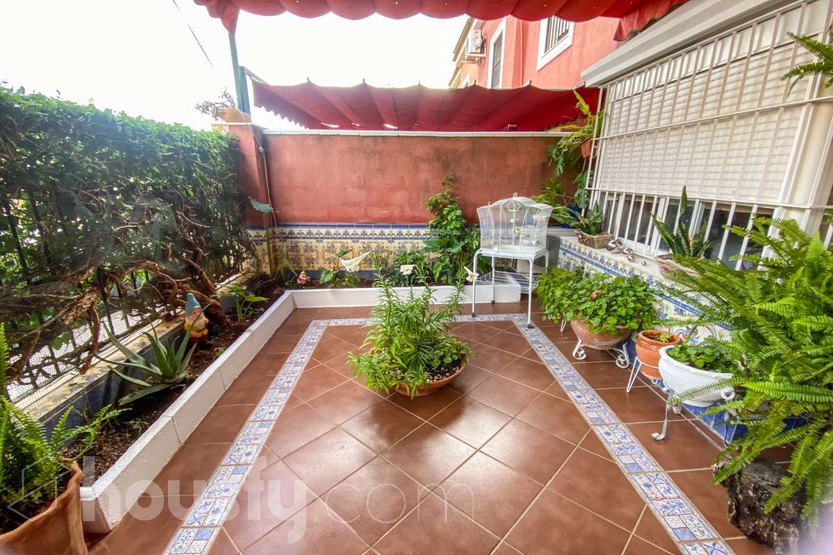 Casa o xalet en venda a Calle Neftalí, Mairena del Alcor