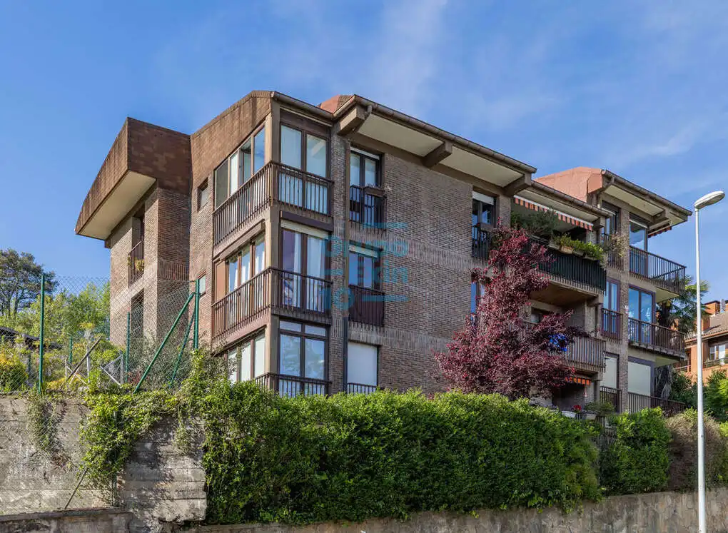 Exterior view of Flat for sale in Donostia - San Sebastián   with Heating and Storage room