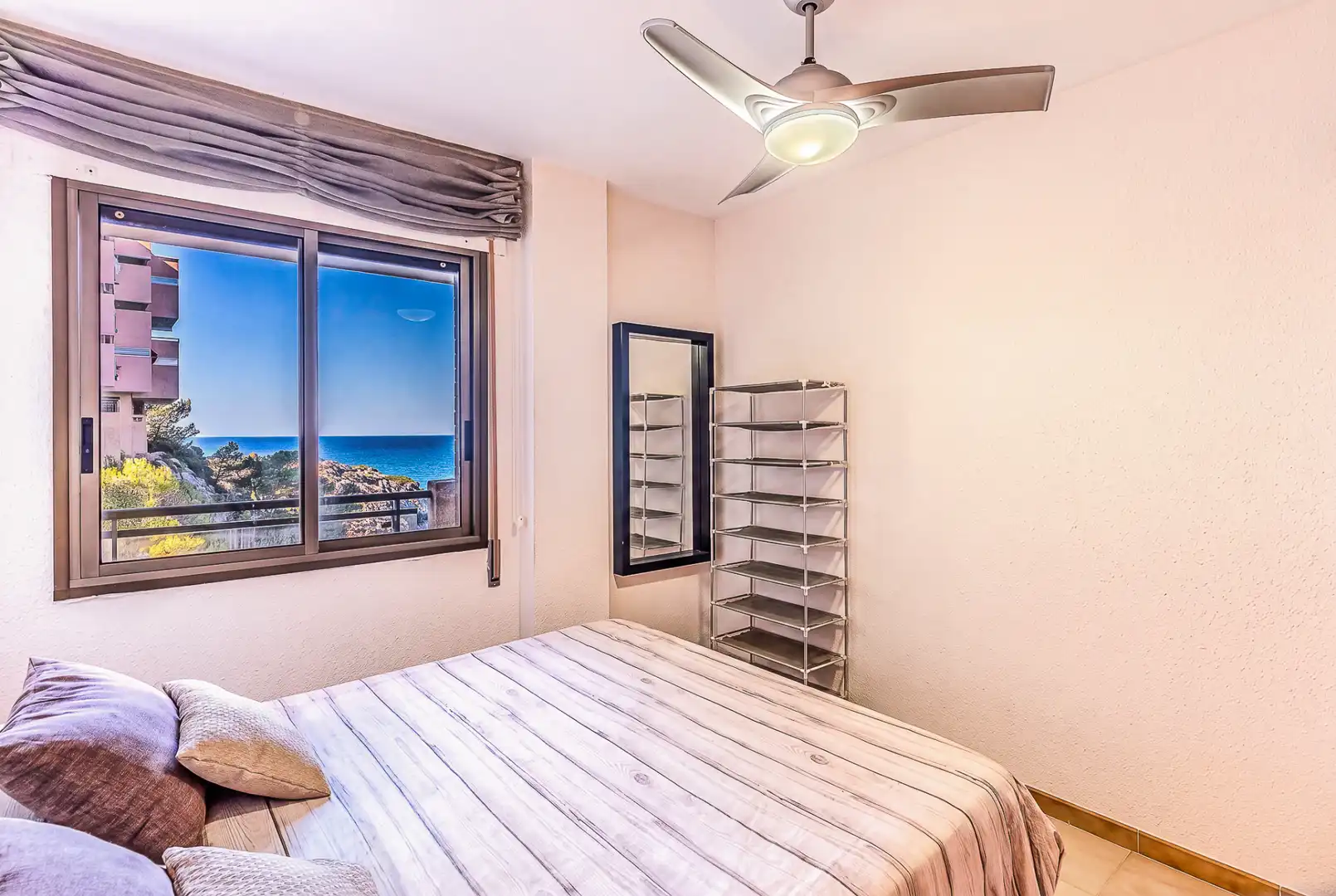 Attique avec terrasse à vendre à Carrer de la Cala de la Font, imagen 4