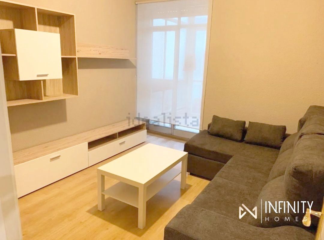 Living room of Flat to rent in Bilbao   with Heating