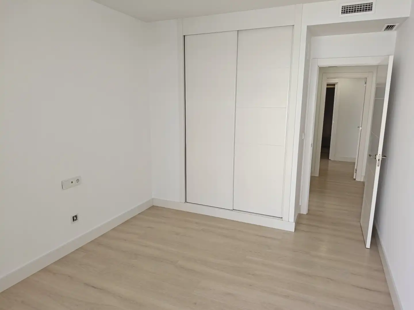 Habitación de Ático de alquiler en Málaga con Aire acondicionado, Calefacción y Terraza