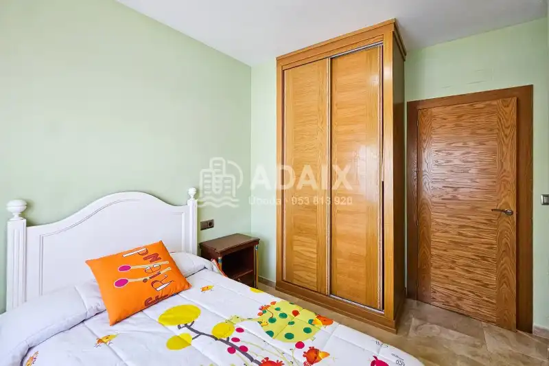 Bedroom of Houses for sale in Úbeda  with Air Conditioner, Heating and Terrace