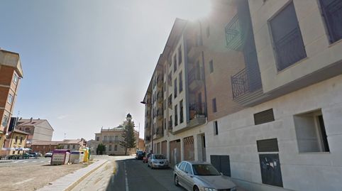 Foto 2 de Piso en venta en Eliseo Ortiz, Valencia de Don Juan, León