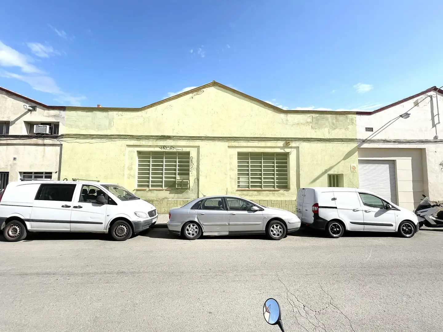 Exterior view of Industrial buildings for rent in Sabadell