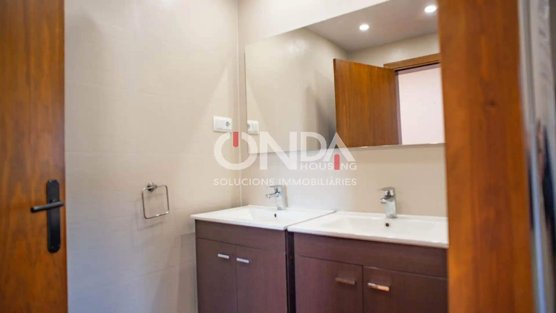 Bathroom of Houses for sale in El Pont de Suert  with Heating, Private garden and Furnished