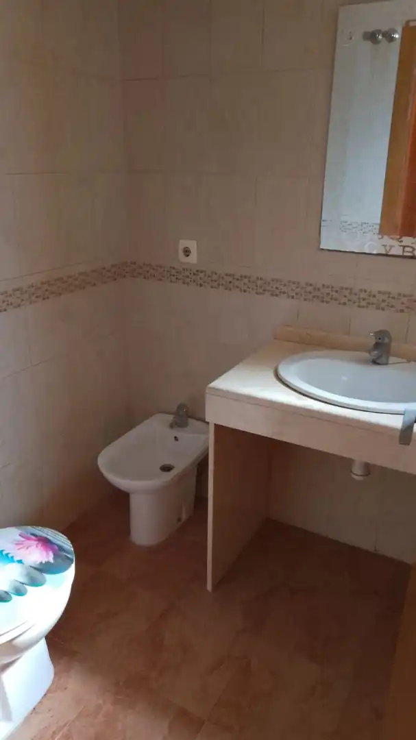 Baño de Piso en venta en Valencia con Jardín privado, Parquet y Horno