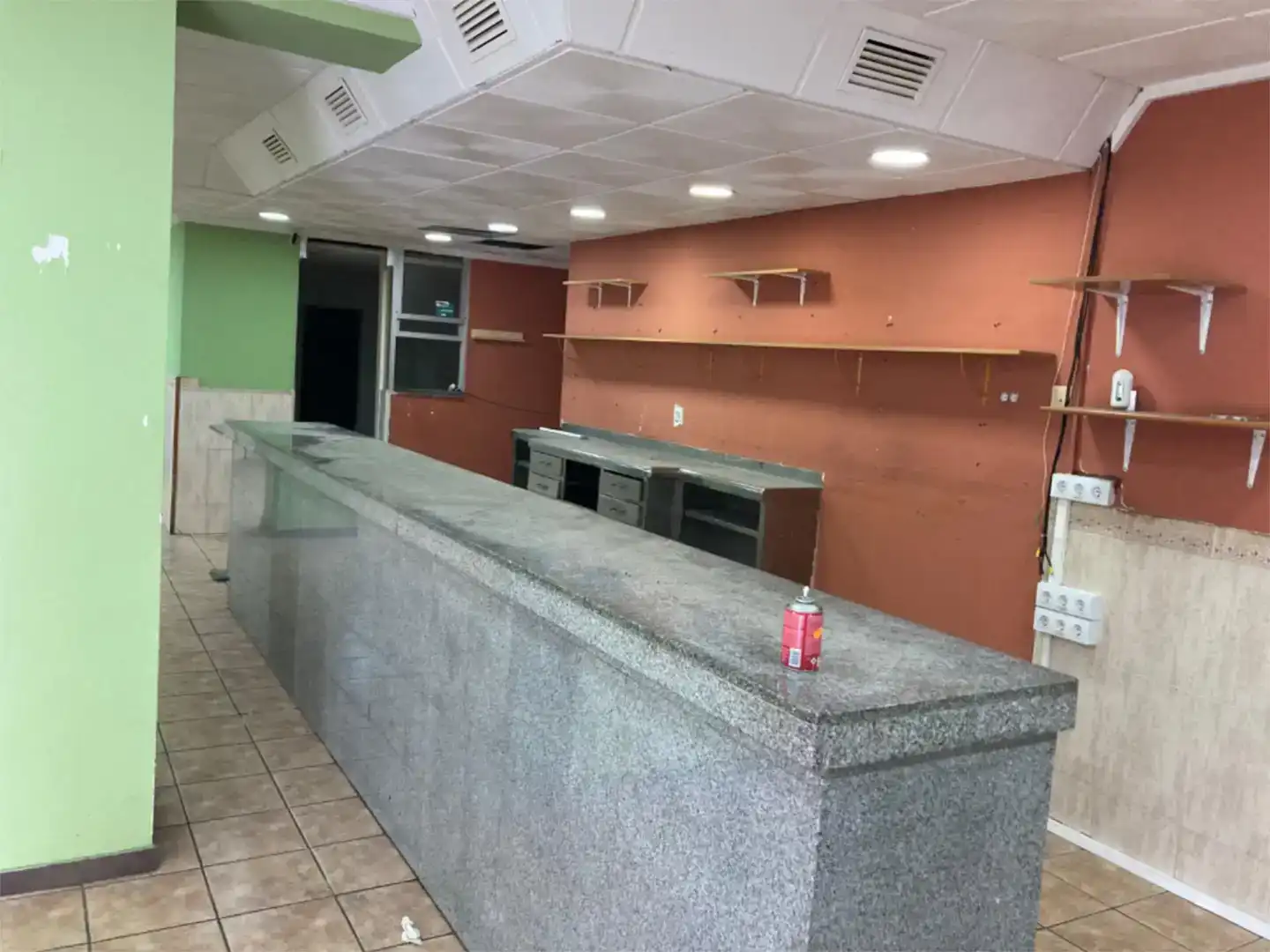 Cuina de Local en venda en El Pinós / Pinoso amb Aire condicionat