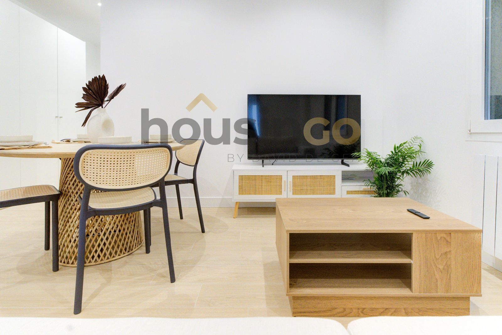 Sala d'estar de Pis en venda en  Madrid Capital amb Aire condicionat, Calefacció i Parquet