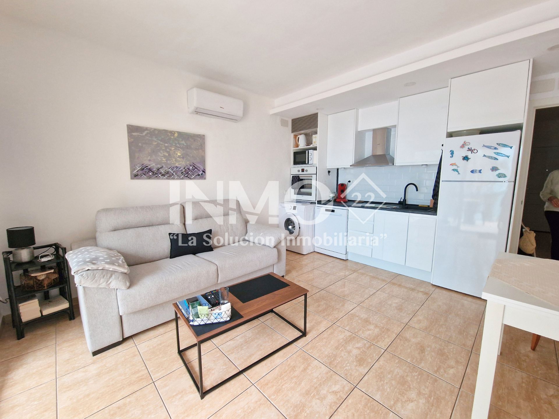 Living room of Apartment for sale in Cambrils  with Air Conditioner, Terrace and Furnished