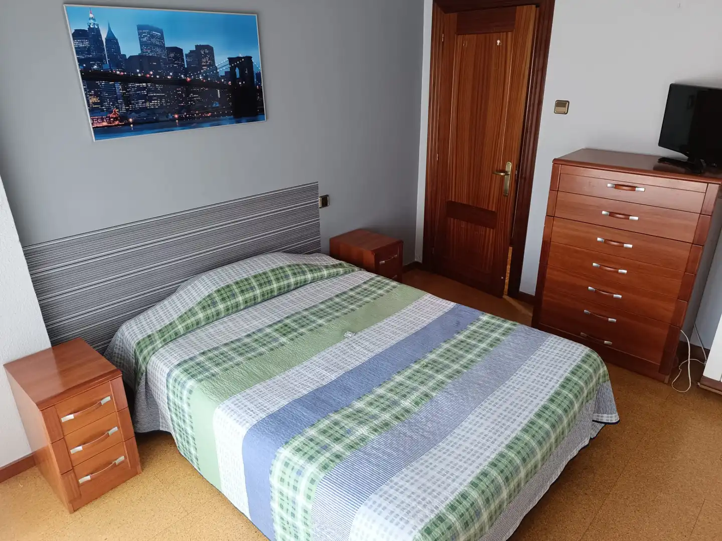 Flat with terrace to rent in Avenida de la Costa, imagen 3