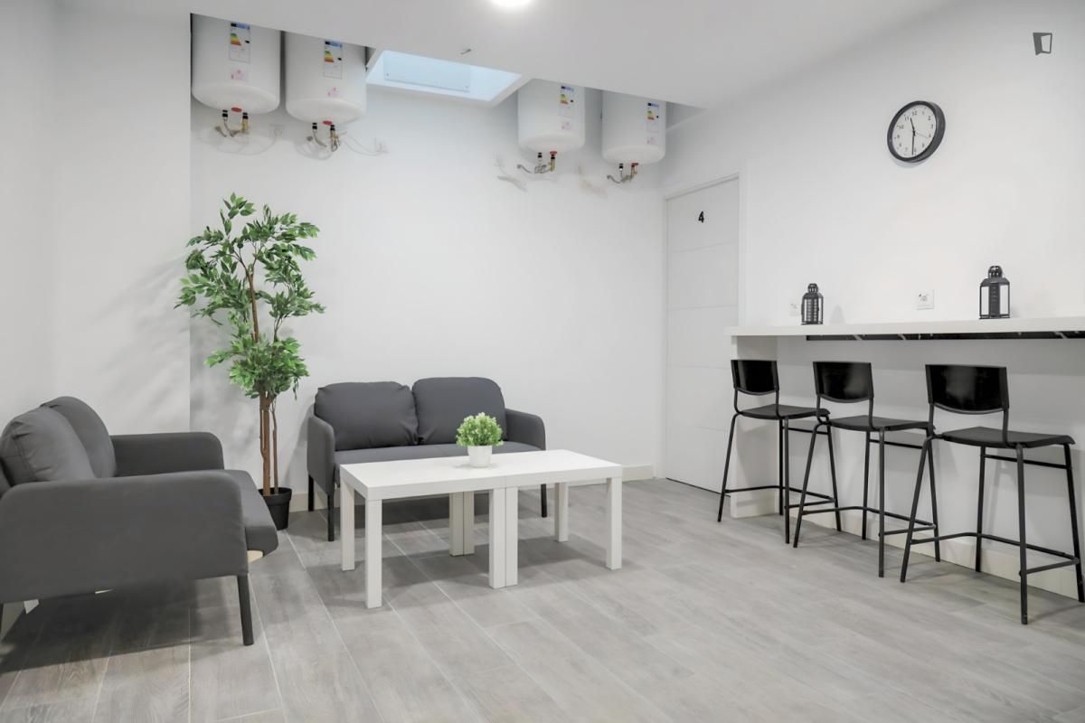 Study to rent in Opañel