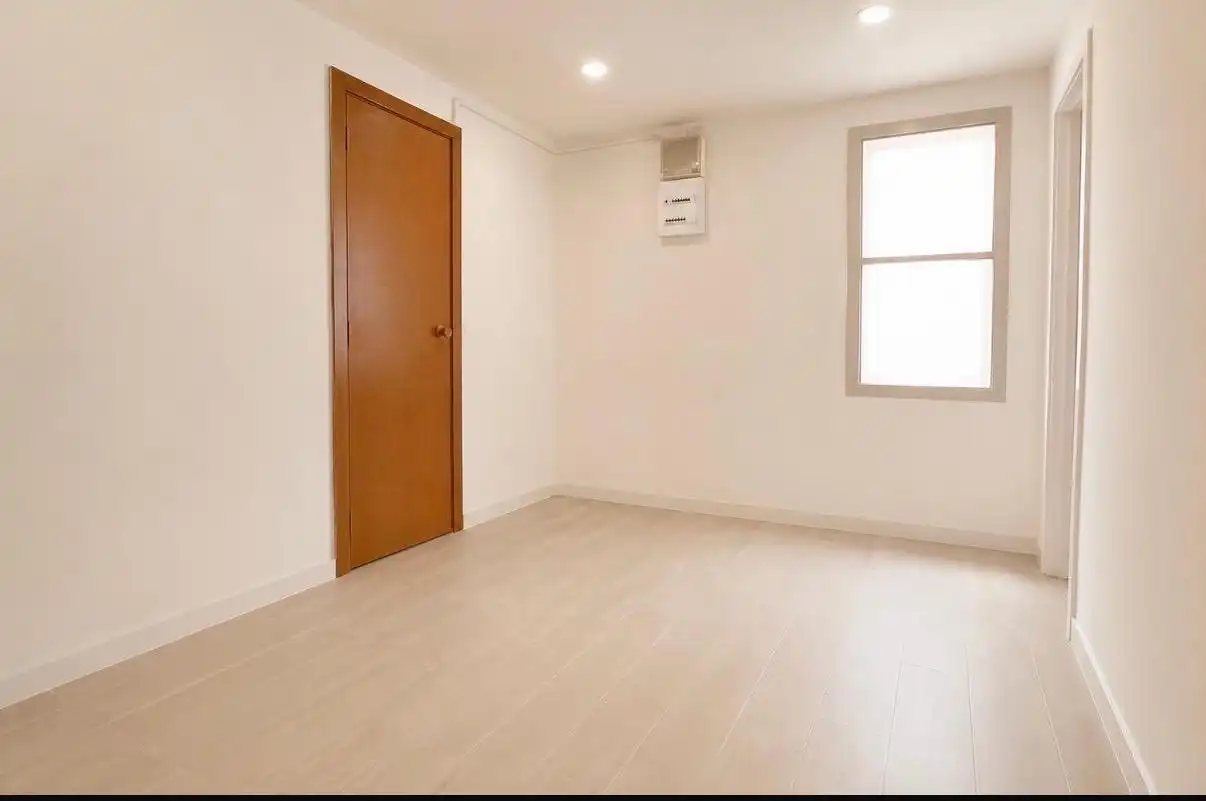 Piso en venta en Badalona con Horno