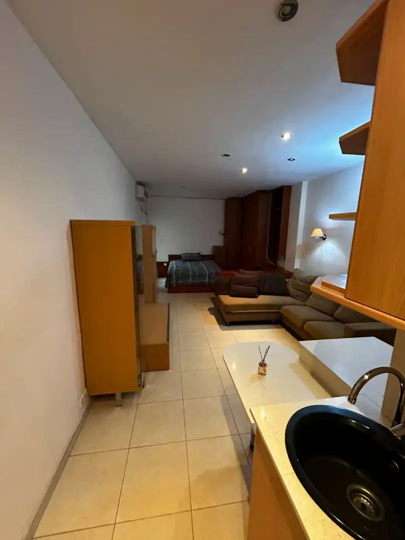 Piso en venta en Barcelona con Aire acondicionado, Calefacción y Horno