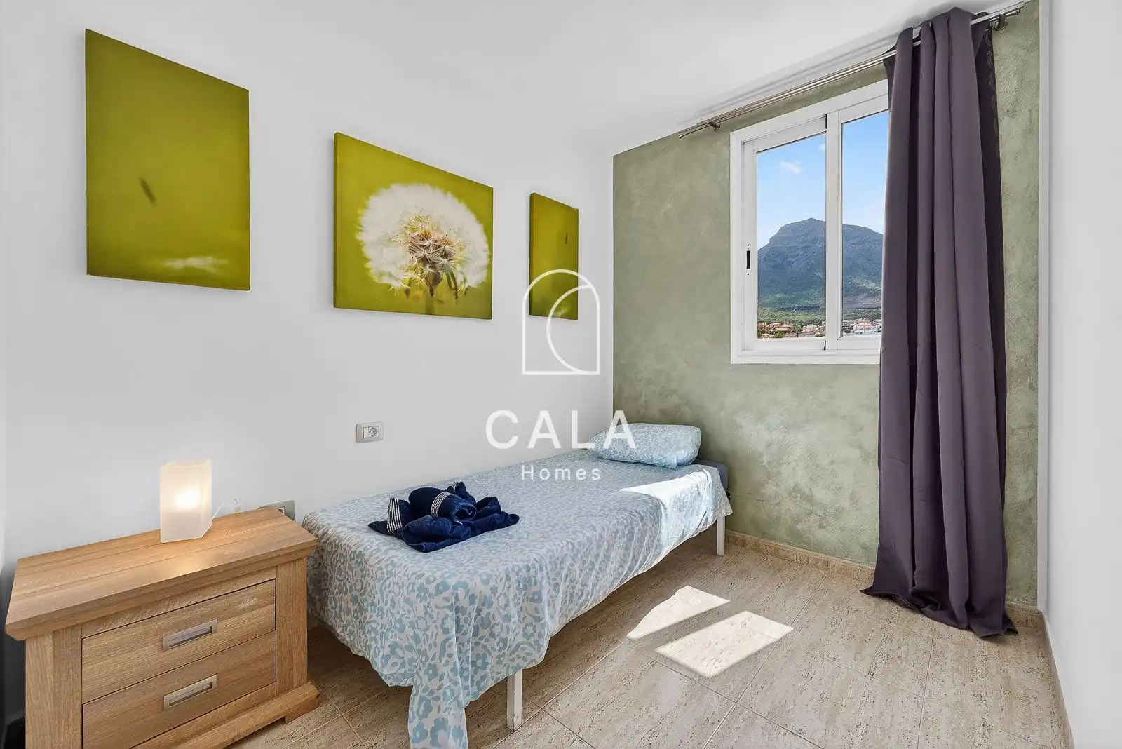 Schlafzimmer von Einfamilien-Reihenhaus zum Verkauf in Adeje mit Klimaanlage, Heizung und Terrasse