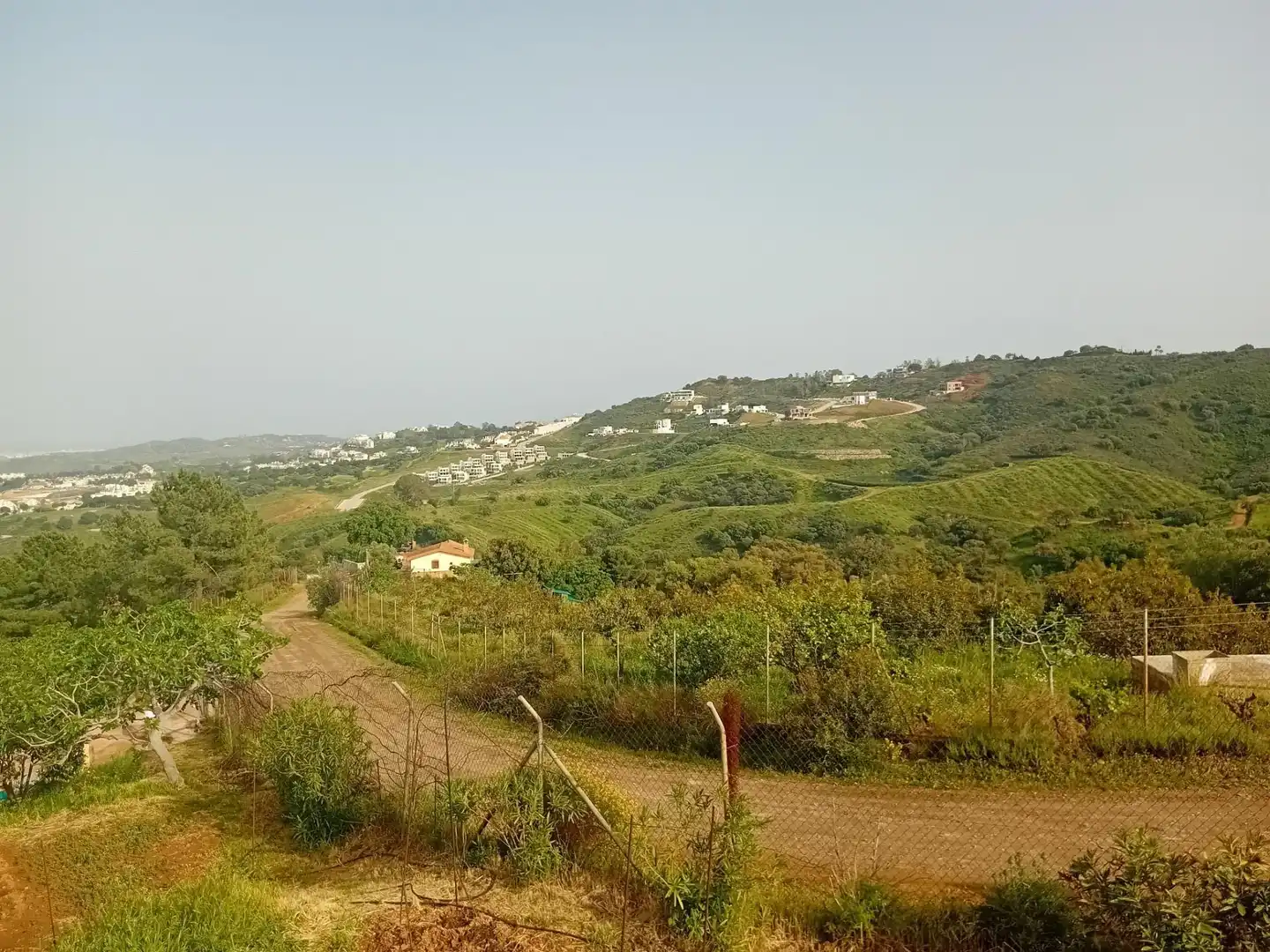 Houses for sale in Diseminados, Bello Horizonte - Lindasol, Rïo Real - Los Monteros