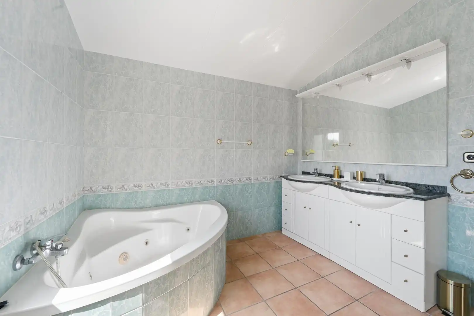 Baño de Casa o chalet en venta en Vidreres con Aire acondicionado, Calefacción y Jardín privado