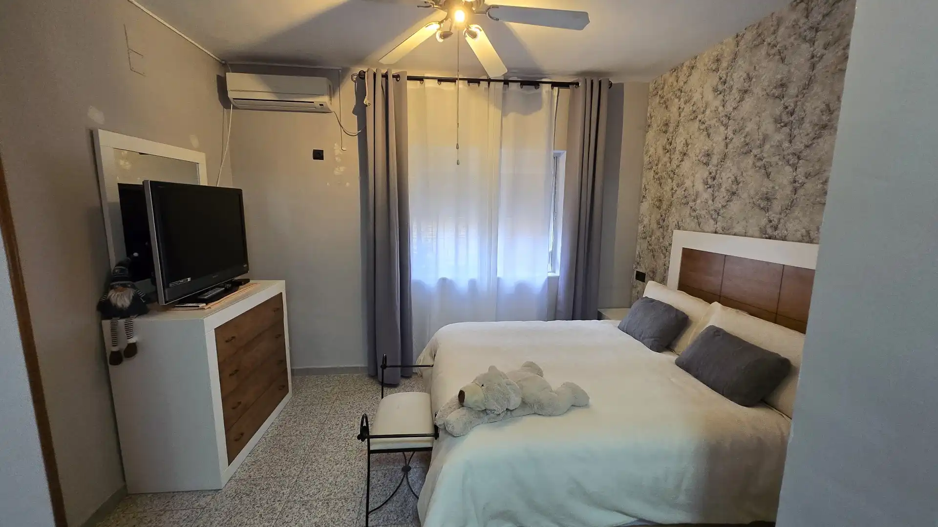 Bedroom of Houses for sale in Málaga  with Air Conditioner, Private garden and Terrace