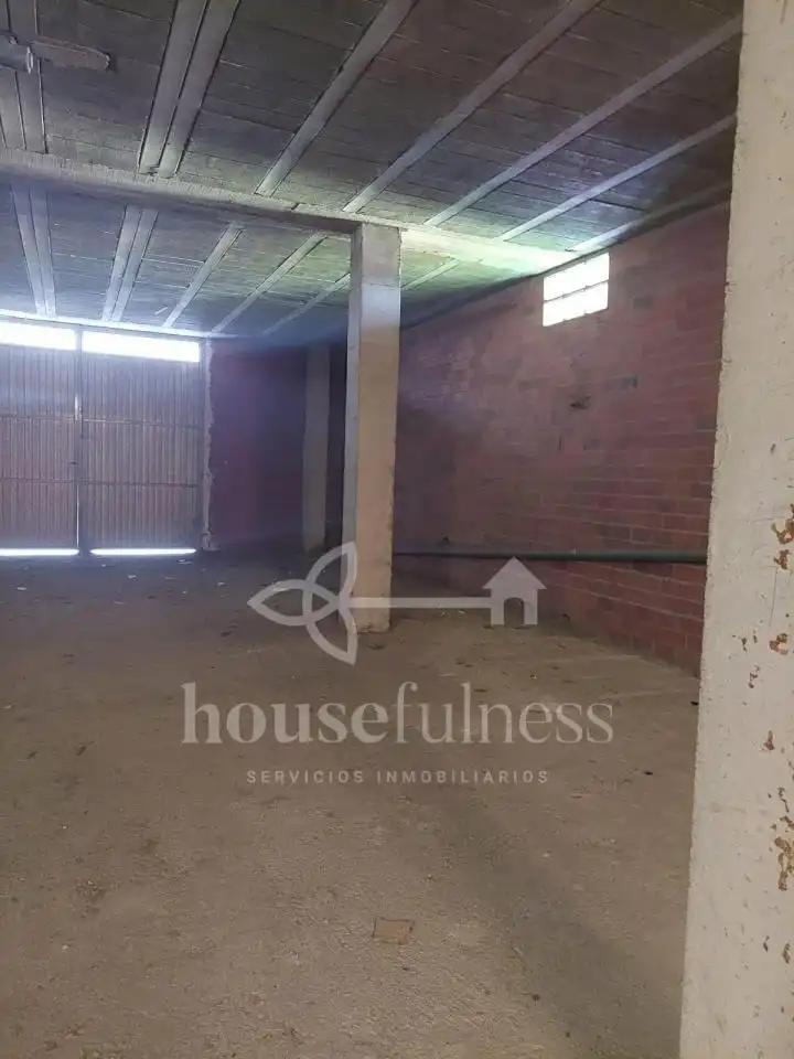 Industrial building for sale in A Malata - Catabois - Ciudad Jardín, imagen 3