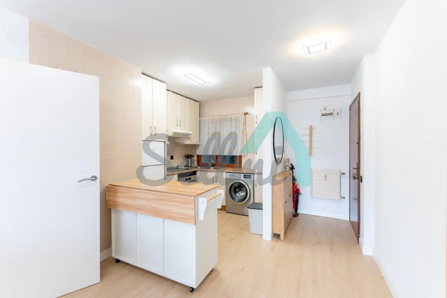 Flat for rent in Calle Gregorio Marañon, Vallobín