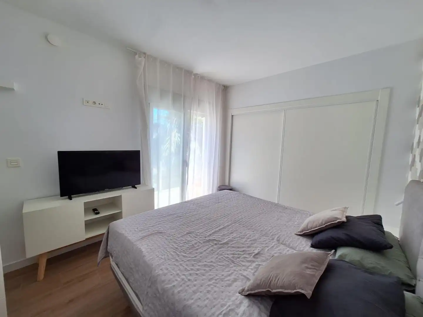 Dormitori de Casa o xalet en venda en Torrevieja amb Aire condicionat, Calefacció i Jardí privat