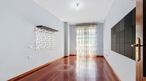 Foto 4 de Piso en venta en Principal, Boiro, A Coruña