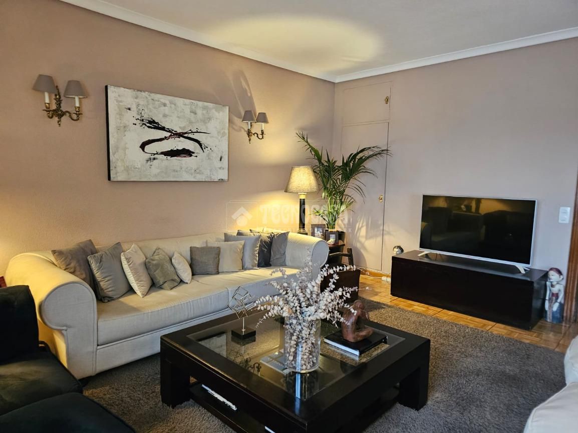 Living room of Flat for sale in  Madrid Capital  with Terrace and Balcony