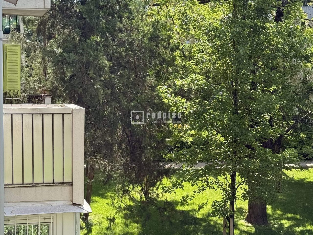 Piso en venta en  Madrid Capital con Terraza