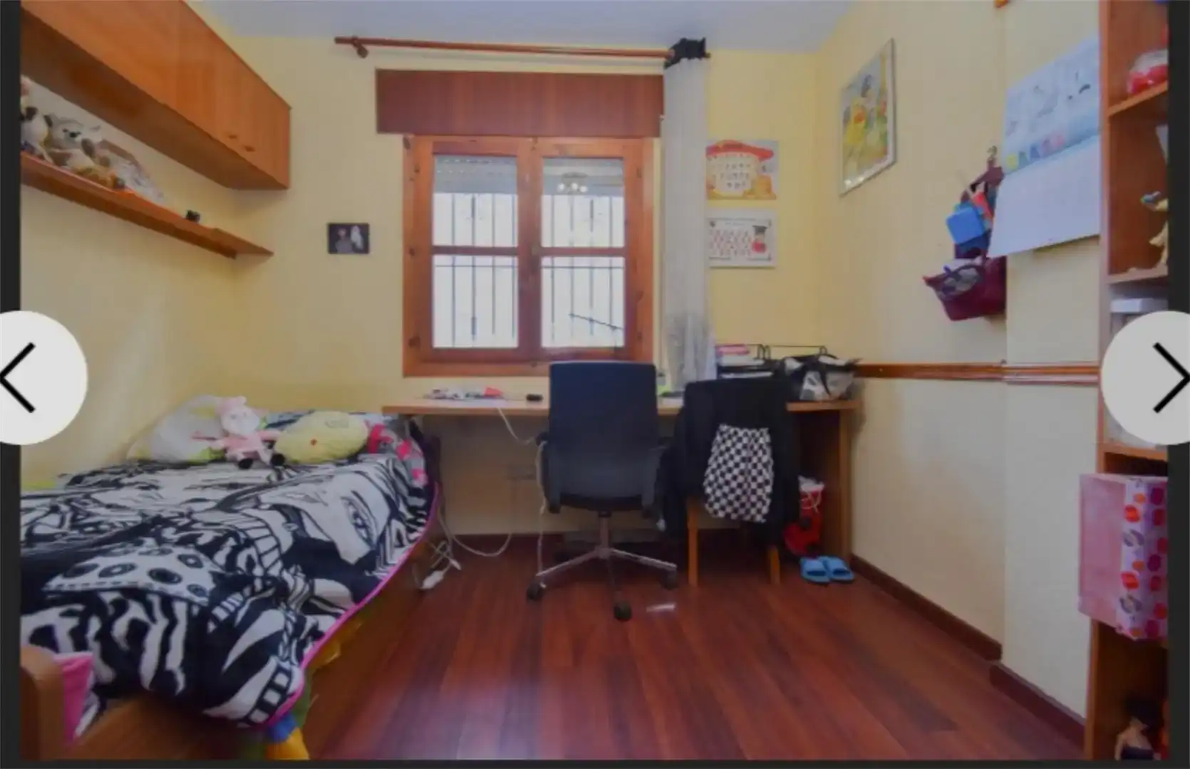 Habitación de Casa adosada en venta en Baza con Aire acondicionado, Amueblado y Balcón