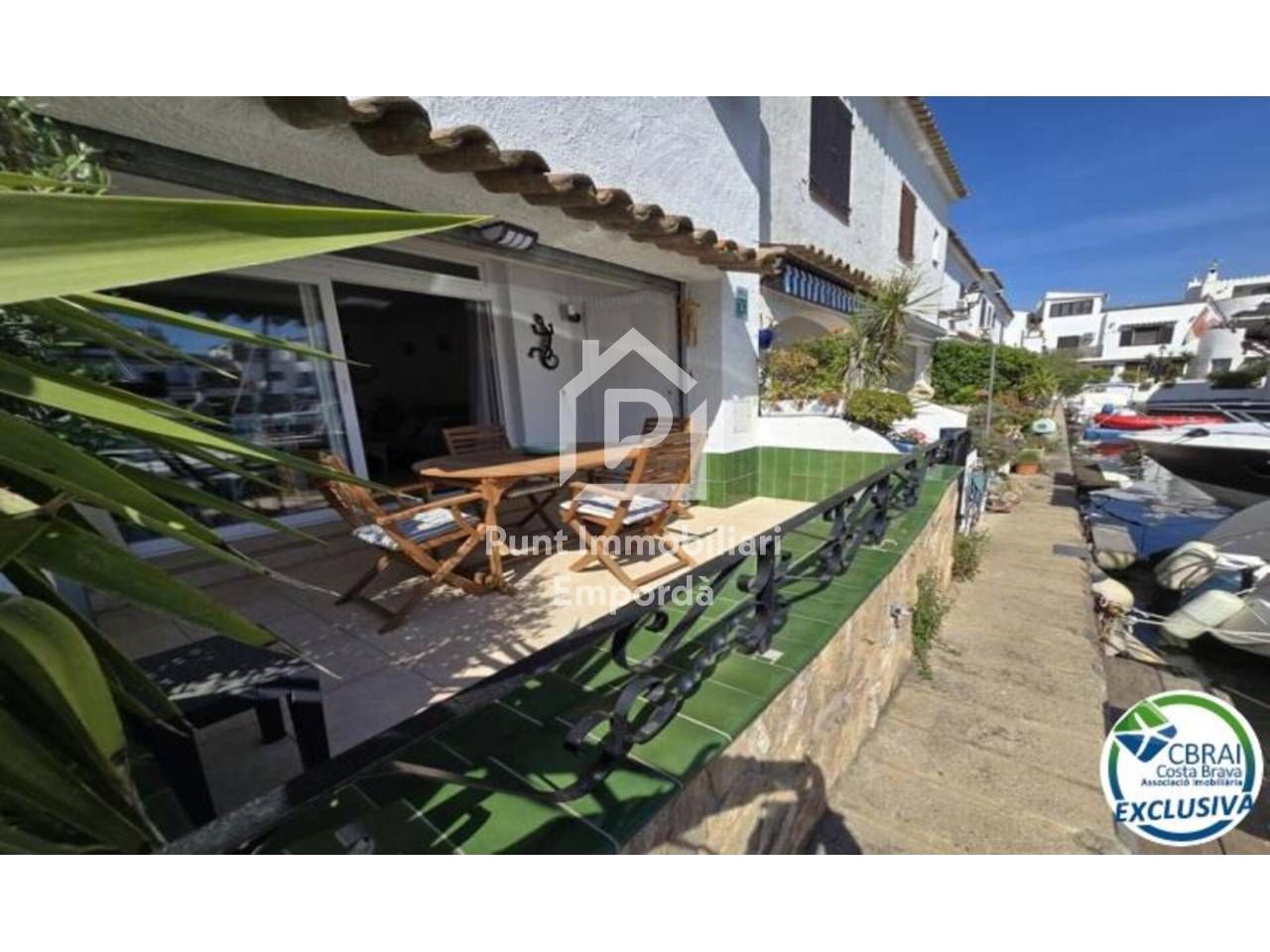 Vista exterior de Casa o chalet en venta en Empuriabrava con Aire acondicionado, Calefacción y Terraza