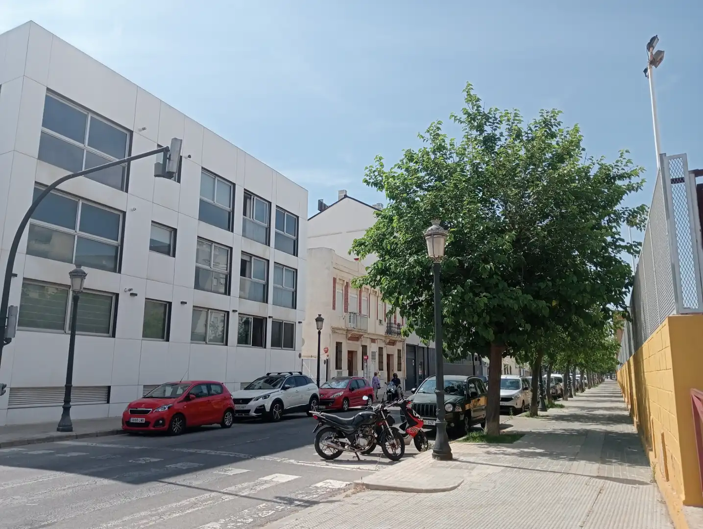 Exterior view of Flat for sale in Valencia  with Air Conditioner, Parquet flooring and Furnished