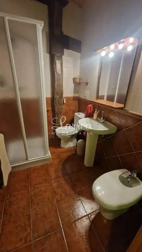 Baño de Finca rústica en venta en Zeanuri con Calefacción