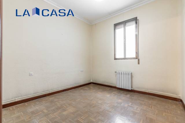 Piso en Venta en Calle del Divino Vallés en Chopera