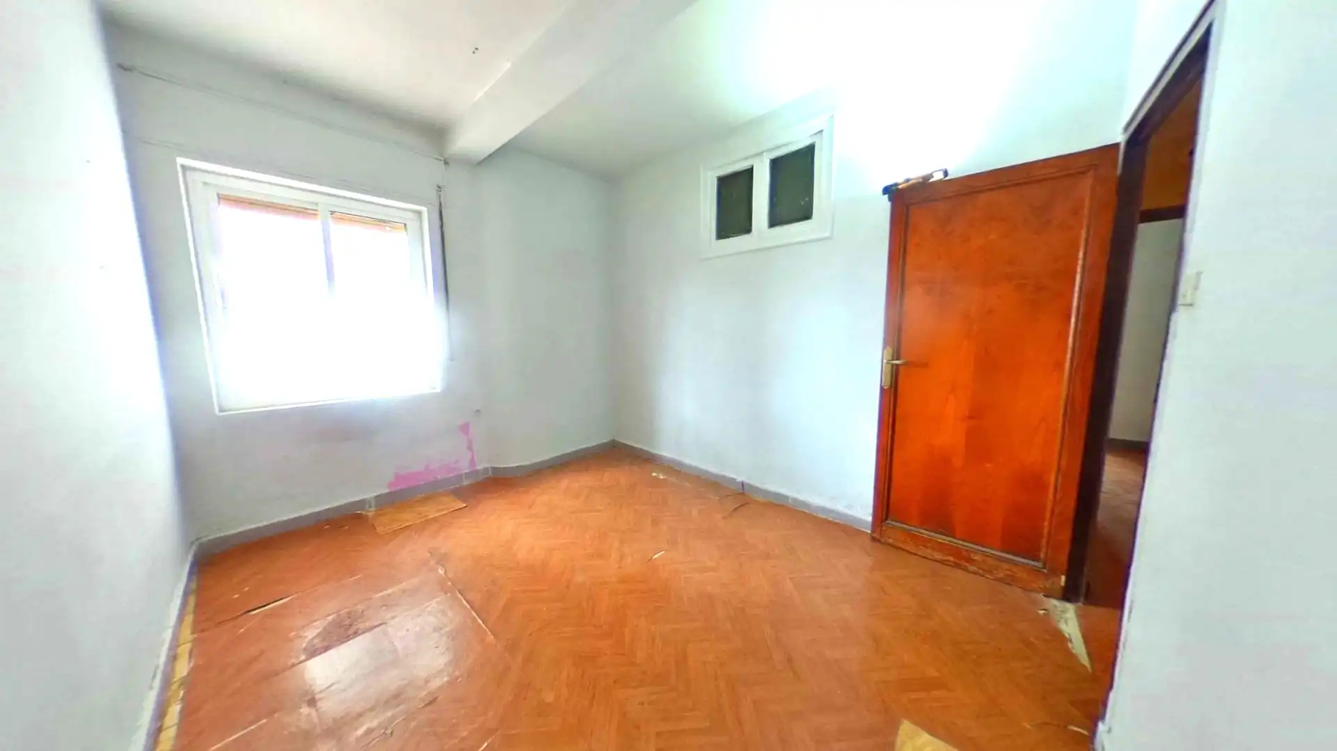Schlafzimmer von Wohnungen zum Verkauf in Plasencia mit Balkon